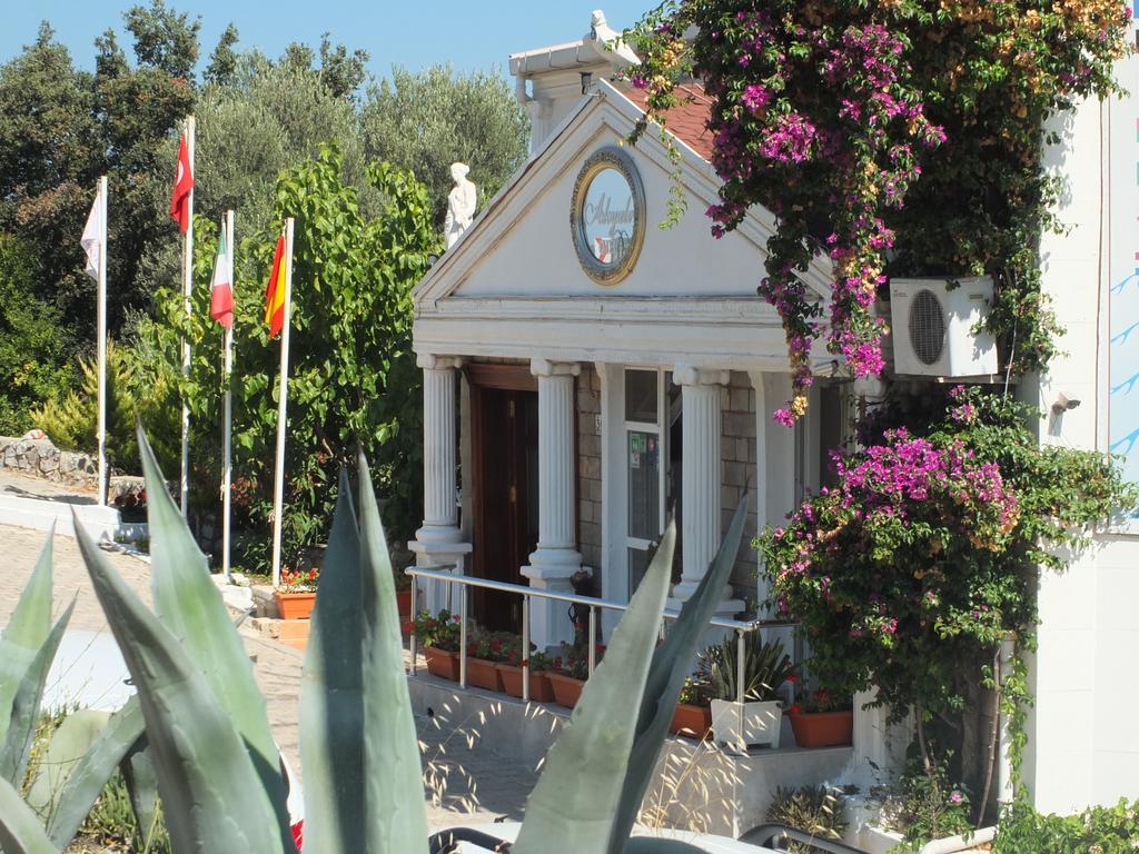 Guvercinlik  Akyali Hotel מראה חיצוני תמונה