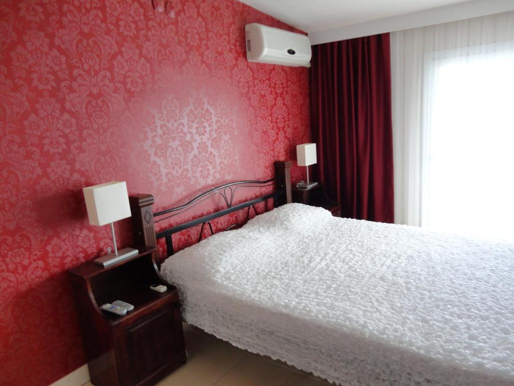 Guvercinlik  Akyali Hotel חדר תמונה