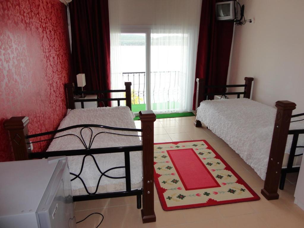 Guvercinlik  Akyali Hotel חדר תמונה