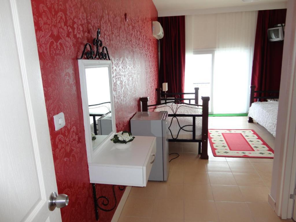 Guvercinlik  Akyali Hotel חדר תמונה