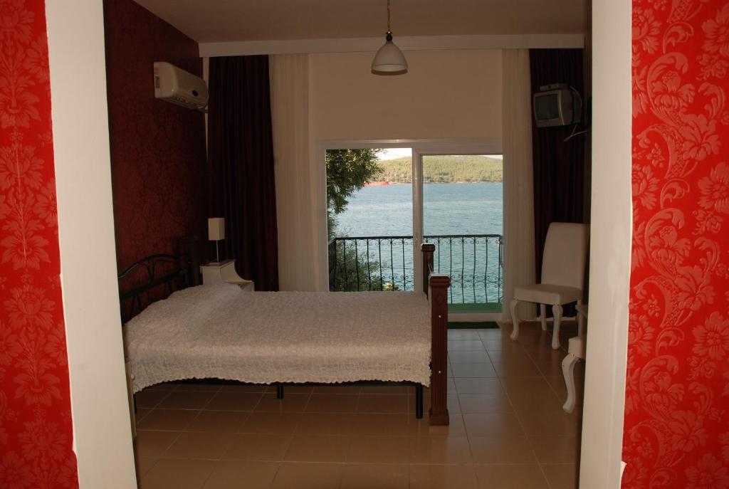 Guvercinlik  Akyali Hotel חדר תמונה